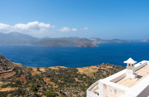 Plaka Apartment | Studio Apartment 'Betty Superior with Panoramic View 1' with Sea View, Wi-Fi and Air Conditioning