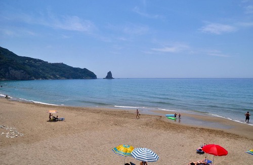 Agios Gordios Apartment | Studio Apartments Maria with Pool and Amazing View - Agios Gordios Beach