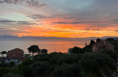 Astrakeri Apartment | Studio Apartment 'GRAND 1' with Sea View, Wi-Fi and Air Conditioning