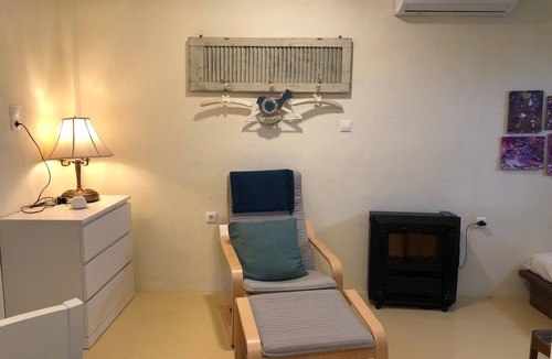 Thermaikos Apartment | Studio Apartment 'Ktima Anases Zois - Eugenia Sgoura' with Balcony and Air Conditioning