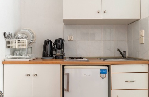 Vathi Apartment | Studio Apartment 'Sifnos 7' with Sea View, Wi-Fi and Air Conditioning