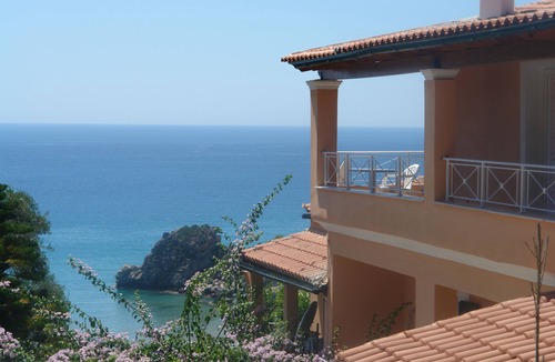 Sinarades Apartment | Studio Apartment Tonia with sea view and garden - Pelekas Beach, Corfu