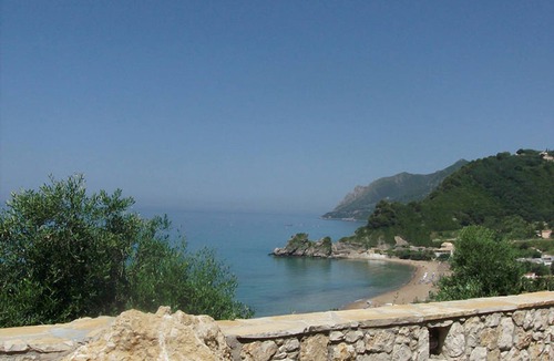 Parelia Apartment | Studio Apartments Swimming Pool and sea view on Pelekas Beach