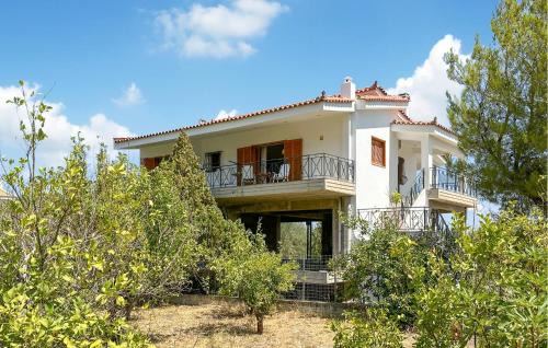 Xylokastro-Evrostina House | Stunning Home In Kamari Xylokastro
