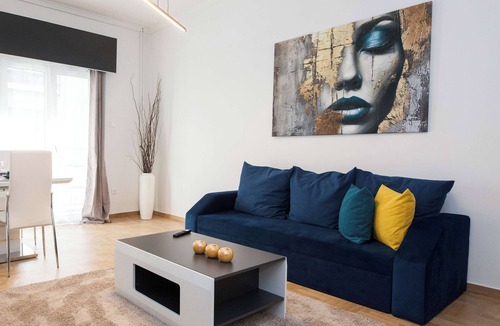 Mousio Apartment | Stylish Renovated 2 Bd Apt in Exarcheia