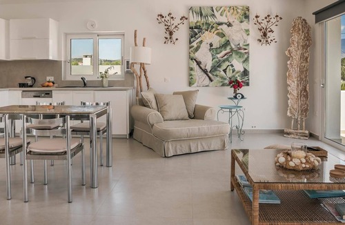 Svoronata Villa | Stylish Villa, A/C, Private Pool, Fabulous Location - Just 5mins walk to Tavernas & Ai Helis Beach!