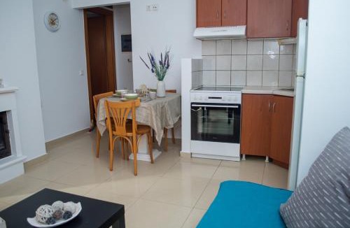 Agia Pelagia Apartment | Sun Βy Τhe Sea 100m from the beach