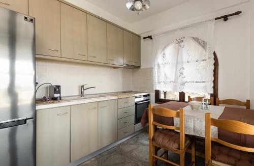 Vourvourou House | Sun Kiss Cottage, Vourvourou #FeelsLikeHome