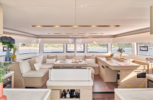 Alimos Boat Rental | Sun-Kissed Sailing Adventure in Islas Sarónicas