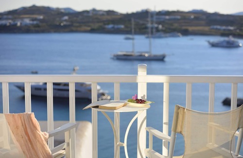 Ornos Villa | Sun,Romance and a Unique Sandy beach!