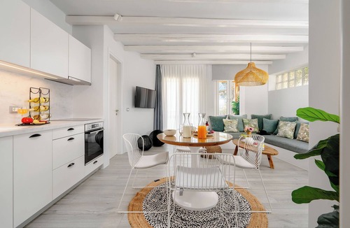 Naxos Villa | Sunday Luxury Suites - Honeymoon - Ag. Anna Beach