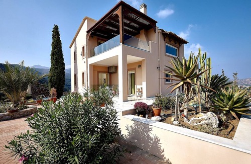 Agia Pelagia Villa | Sunny Dreams Villa with private Pool