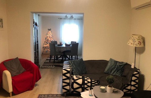 Trikala Apartment | Sunny Garden House
