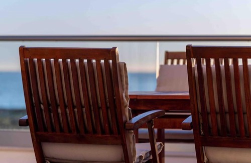 Pefki Apartment | SUNNY HOUSE IN MAKRY GIALOS