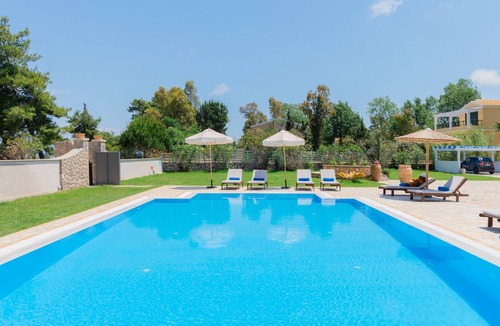 Lefkimmi Villa | SUNRISE BEACH - YOUR DREAM SEASIDE VILLA, DIRECT ACCESS ONTO QUIET SANDY BEACH
