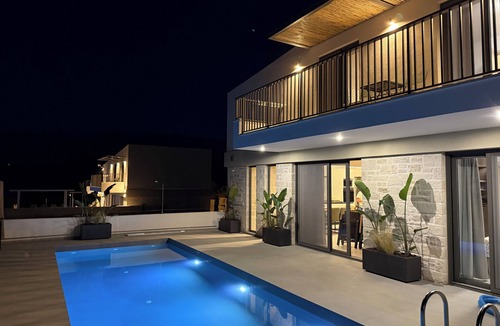 Katochori Villa | Sunrise Village Aptera Private Pool Villa No1 - Horizon