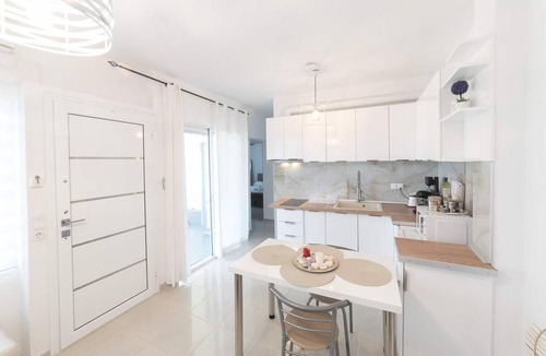 Nea Propontida Apartment | Sunset Sea View Cottage Apartment with Sea View, Wi-Fi, and Air Conditioning