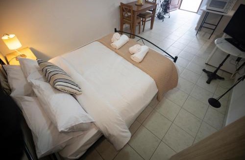 Ano Siros Apartment | Syros Moments