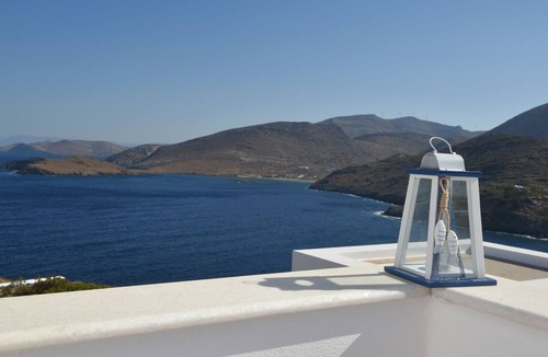 Kini House | Syros Summer House (Aegean Blue)