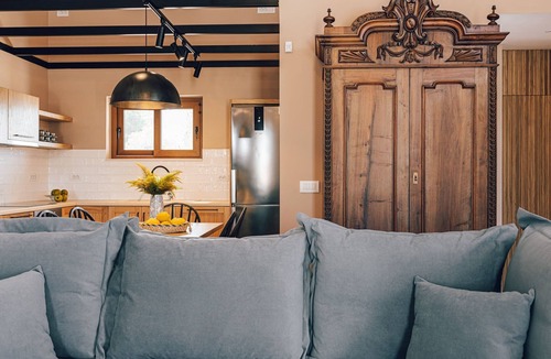 Agia Marina House | Terra Lucis Berg-Residenzen - Mare Villa by Interhome