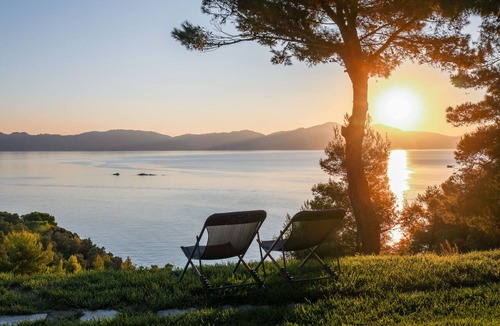 Punta Villa | Thalasses Villas Skiathos Villa Iioni 4 People Villa Beachfront
