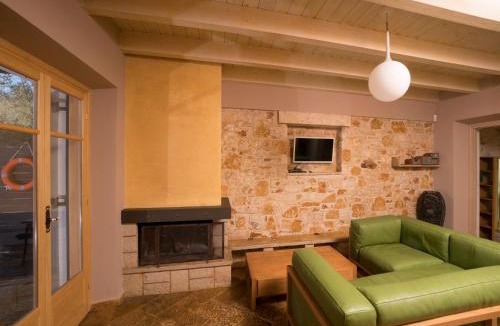 Agios Spyridon Corfu House | Thalia Cottage & Estate