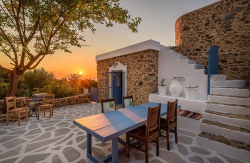 Zia House | The Aegean blue country house Old Milos