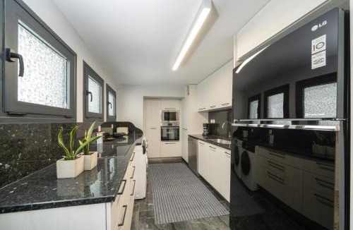 Pesada Apartment | The Grand Stallion Apartment