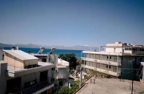 Loutraki-Agioi Theodoroi Apartment | The Minimal Stay Loutraki