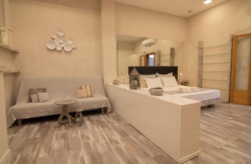Tourloti Apartment | The Mountain House By Plakalona Villas & Apartments