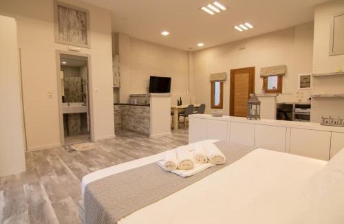 Tourloti Apartment | The Mountain House By Plakalona Villas & Apartments
