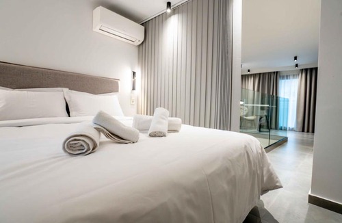 Ioannina Apartment | The Nightingale