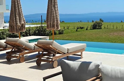 Sithonia Villa | The Quiet Pearl Villa, Agios Nikolaos by Halkidiki Villas
