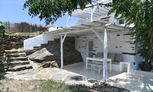 Tinos Town House | The stone