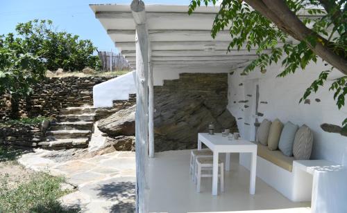 Tinos Town House | The stone