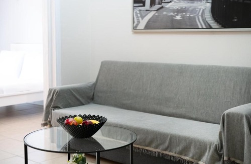 Moschato-Tavros Apartment | The Tauros Metro Residence