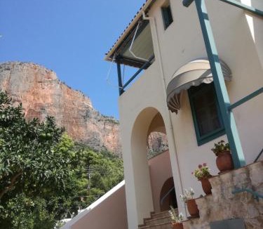Leonidio Apartment | The Valkyries 2