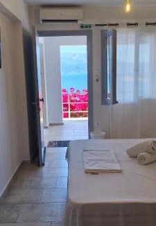 Monastiraki House | Thea Monastiraki