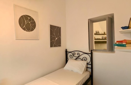 Kea House | Theros Country House with Sea View, Wi-Fi, and Air Conditioning