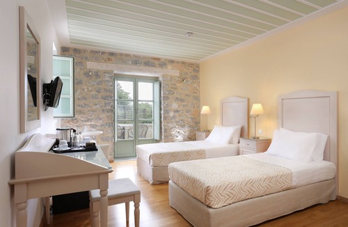 Mavrovouni Hotel | Thirides Beach Resort