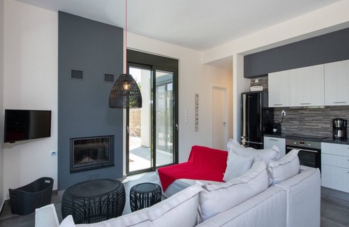 Modi Villa | Thrilling Crete Villa | Villa Imperial Haven | 5 Bedrooms | Spaciously Furnished