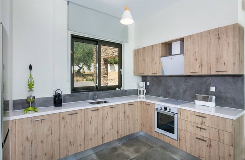 Modi Villa | Thrilling Crete Villa | Villa Imperial Haven | 5 Bedrooms | Spaciously Furnished