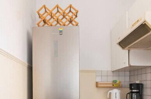 Moschato-Tavros Condo | Top floor apartment at Petrolona with big balcony