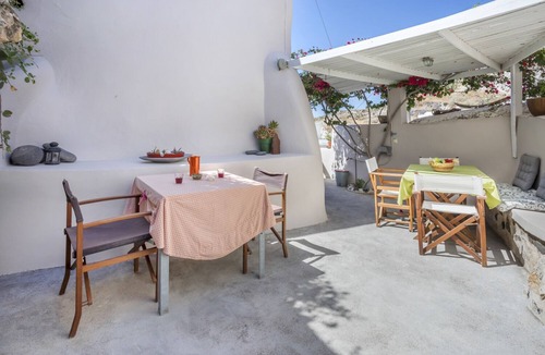 Emporio Apartment | Traditional Farmers Secret Cave #1