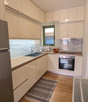 Asprogerakata House | Traditional Lazarata House