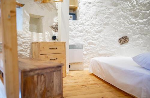 Lambi House | Traditional Windmill - 50m from the Sea