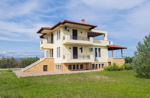 Nea Propontida Apartment | Tres Flores Rodanthi by RentalsPro - Agios Mamas Halkidiki