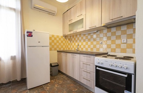 Nea Propontida Apartment | Tres Flores Rose by RentalsPro - Agios Mamas Halkidiki