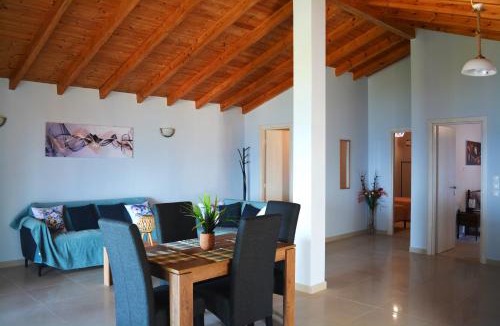 Benitses Apartment | Tsaki seaview apartment