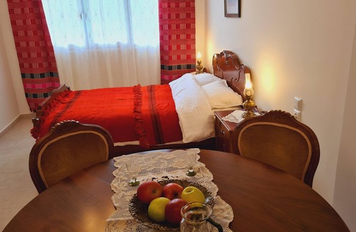 Anogia Apartment | Unique antique decorated Studio Mesili for 2 in Anogia-Crete.
